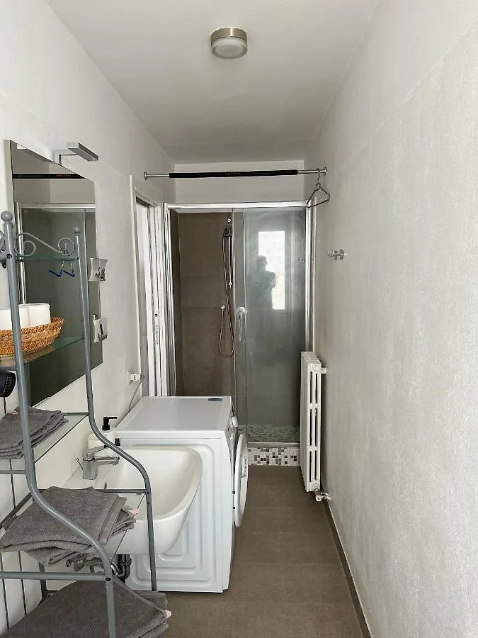 Urban Oasis Farini - Comodo Appartamento In Centro Milan 0*,