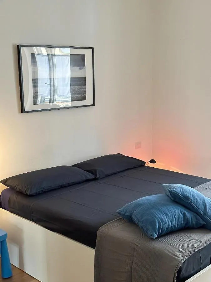 Apartment Urban Oasis Farini - Comodo Appartamento In Centro Milan Italy